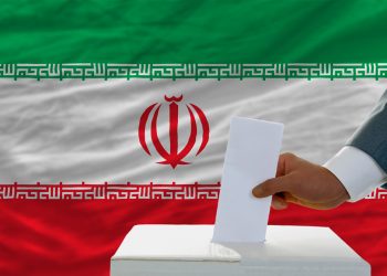 هل تهدد انتخابات إيران الأخيرة شرعية نظام خامنئي؟