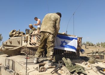 التهديد العالمي للديمقراطية