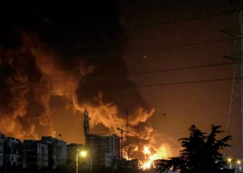 إيران وإسرائيل في قلب التصعيد.. غارات وتهديدات وسيناريوهات الصراع