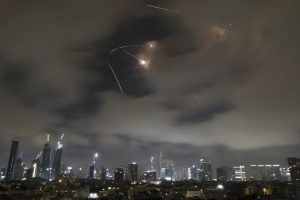 التصعيد الإسرائيلي- الإيراني.. الضربات العسكرية وتداعياتها الإقليمية