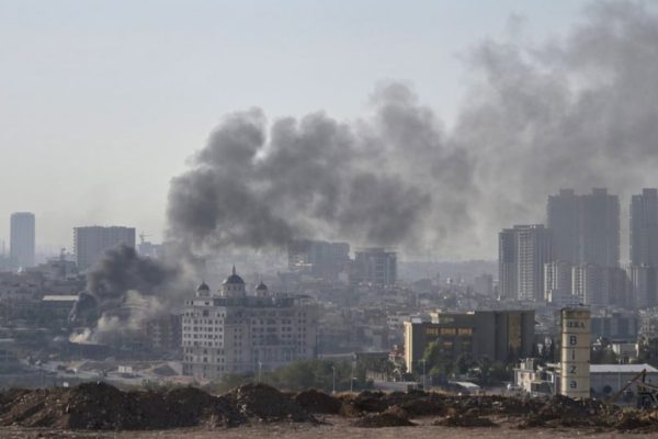 توتر سياسي تحول إلى حرب شوارع بين السلطة والمعارضة في شوارع السليمانية