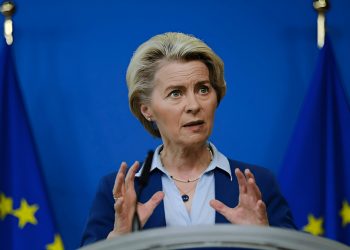 19 حزمة عقوبات بلا نتيجة.. لماذا تفشل أوروبا في كسر الموقف الروسي؟