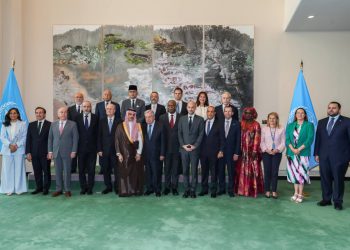 دبلوماسية عربية “خارج الصندوق”