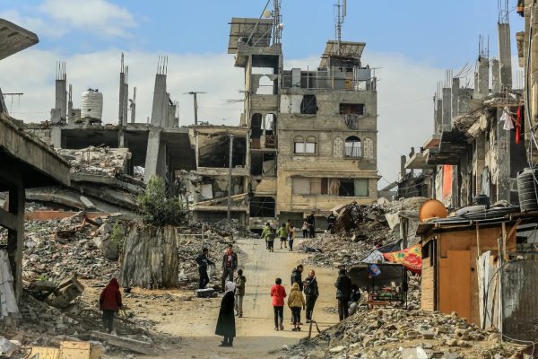 10 تحديات أمام “المرحلة الثانية” في غزة