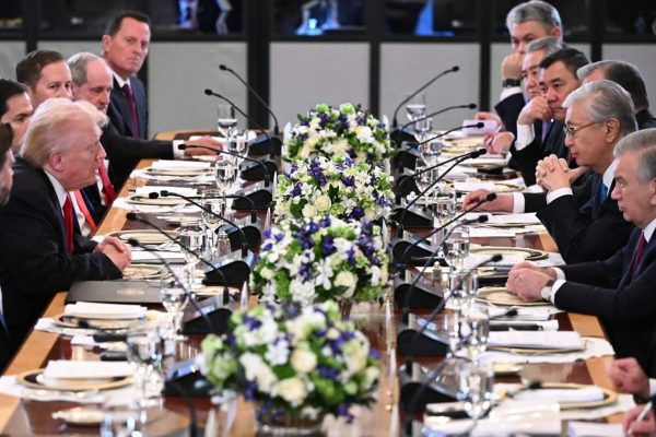 آسيا الوسطى بين نفوذ بوتين وطموحات ترمب!