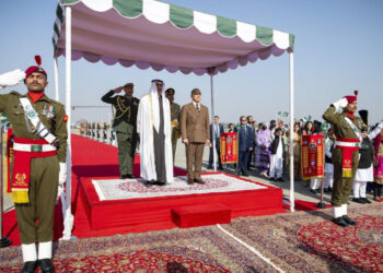 العلاقات الإماراتية- الباكستانية.. زيارة في لحظة اضطراب الشرق الأوسط