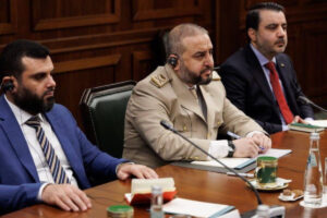 بين السياسة والأمن.. قراءة في زيارة وزيري الخارجية والدفاع السوريين إلى موسكو