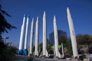 5 سيناريوهات لنتائج الحرب الأمريكية الإيرانية