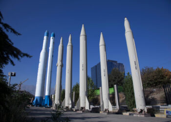 5 سيناريوهات لنتائج الحرب الأمريكية الإيرانية