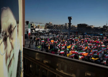 طهران على حافة اللا يقين