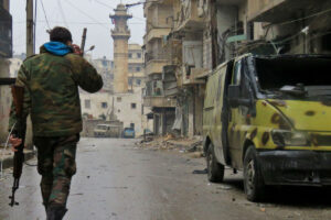 معارك طاحنة في حلب بين القوات الحكومية وقوات قسد ومباركة وصمت أمريكي