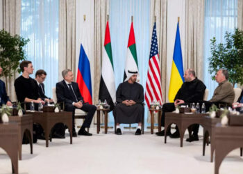 مفاوضات أبو ظبي الثلاثية.. لماذا لا تستعجل موسكو السلام؟