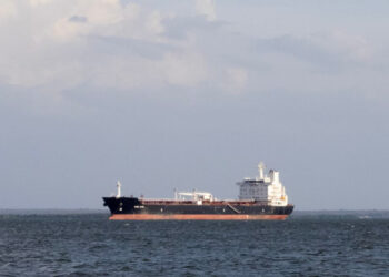 “مارينيرا” في أعالي البحار.. من يمنح الشرعية؟ القانون الدولي أم قضاء ترمب؟