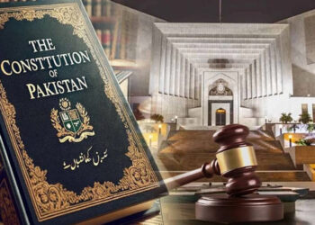التعديلات الدستورية.. آلية هندسة السلطة في باكستان