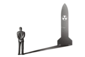 الدرع النووية الأوروبية.. وتكلفة الخروج من الجلباب الأمريكي