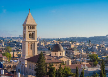 تصاعد عنف المستوطنين يهدد الوجود المسيحي في فلسطين وسط صمت أمريكي وتنديد دولي