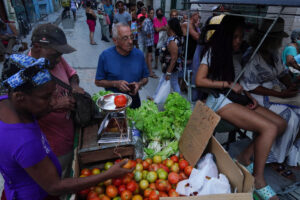 هل تتحدى كوبا إستراتيجية “السقوط التلقائي” الأمريكية؟