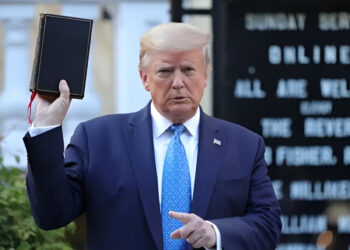 الدين والسياسة في أمريكا: ترمب.. مواجهة مفتوحة بين البيت الأبيض والكنيسة