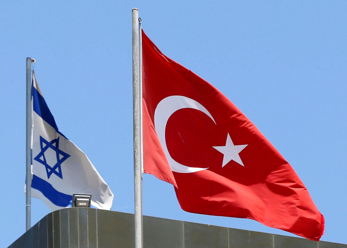 تصاعد التوترات بين تركيا وإسرائيل.. الخطاب، التنافس الإقليمي، والصراع الاستراتيجي