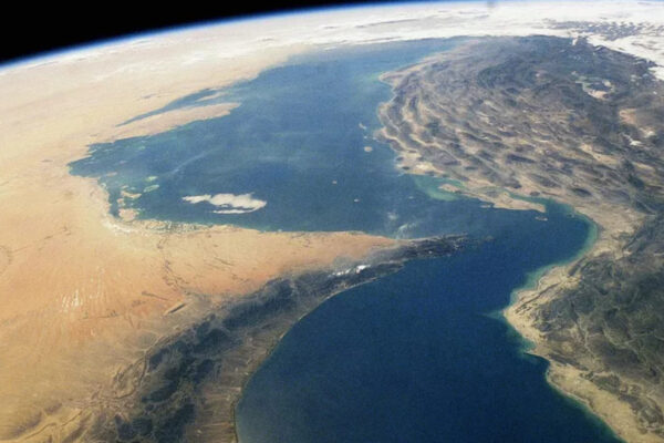 هل تنجح تركيا بإقناع العالم باستبدال مضيق هرمز؟!