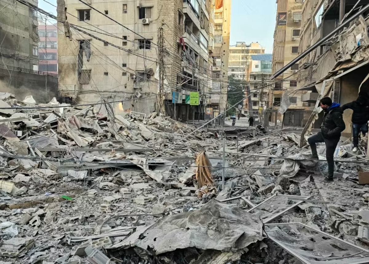 جنوب لبنان تحت النار.. تآكل وقف إطلاق النار واحتمالات الانفجار الإقليمي
